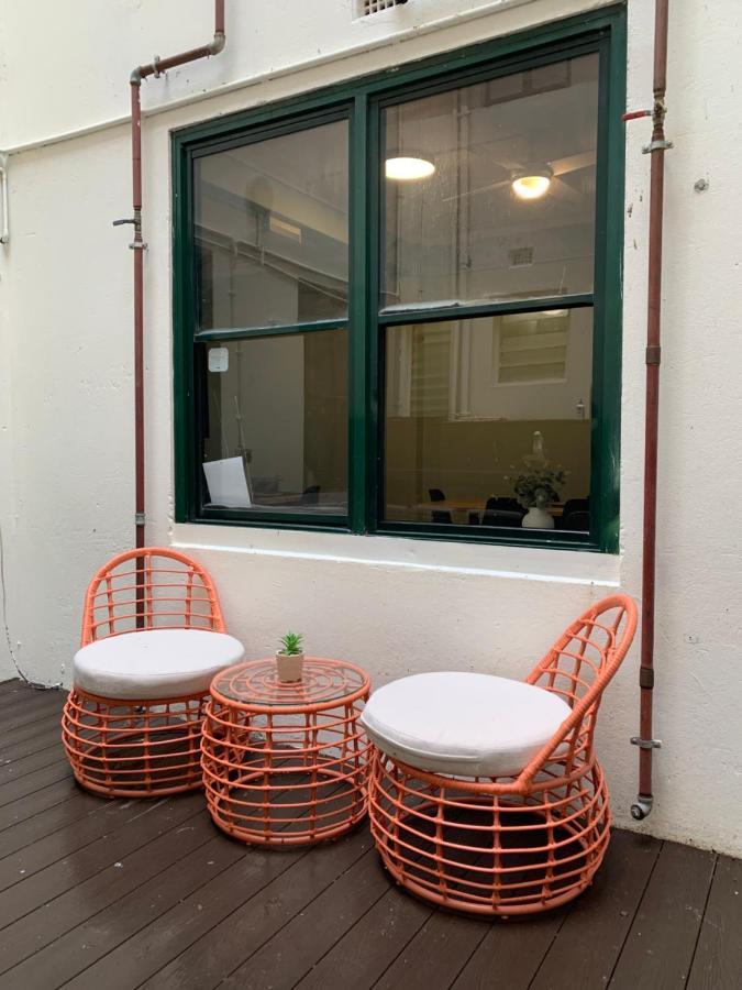 Carrichostel Melbourne Exterior photo